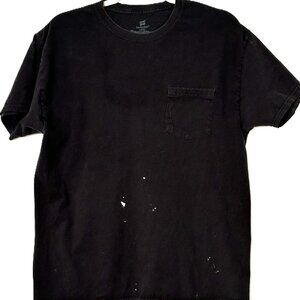 Black Tee Men's Size Large With Front Pocket